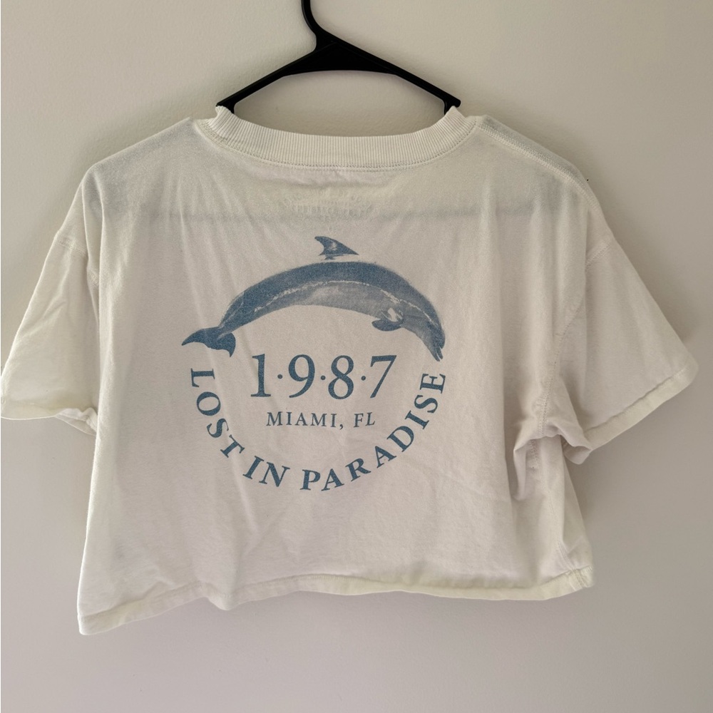 Aeropostale White Crop Top with Blue Graphic - Picture 2 of 3